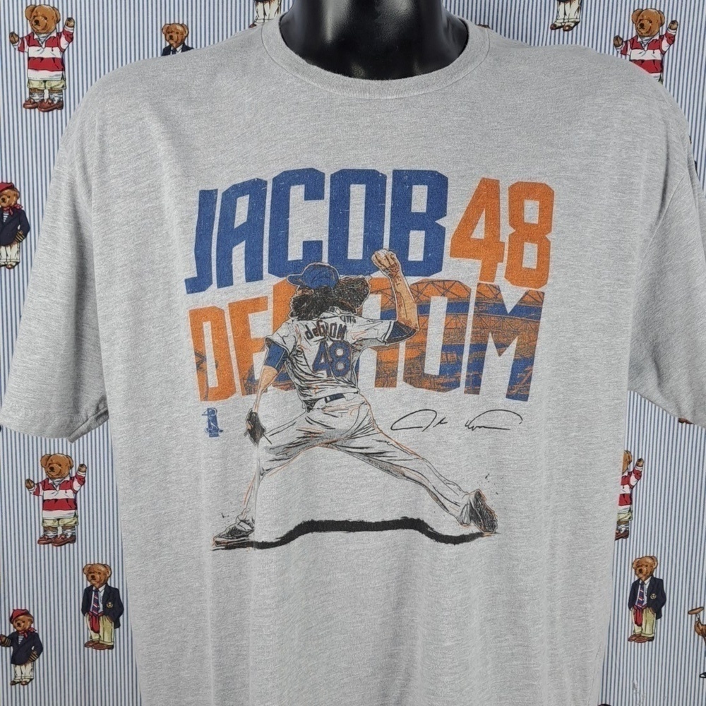 Jacob DeGrom #48 New York Mets MLB Official pitching graphic 2XL gray t-shirt
